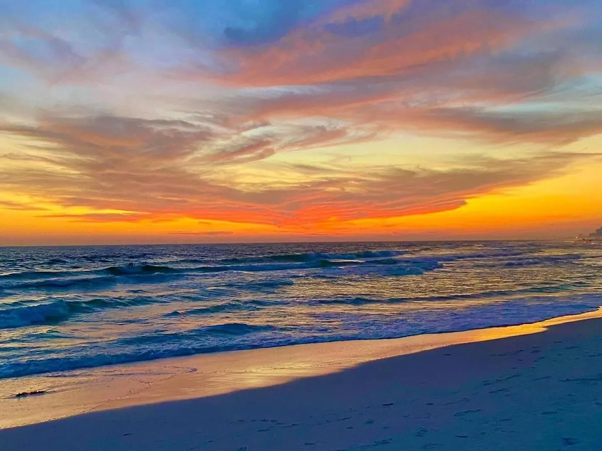 Holiday home Peace Of Paradise The Palms Resort Condo Sleep 6 Across From Beach Destin United States